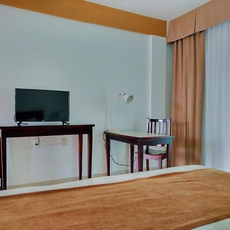 Hotel Real Primaveras เอสการ์เซกา ภายนอก รูปภาพ