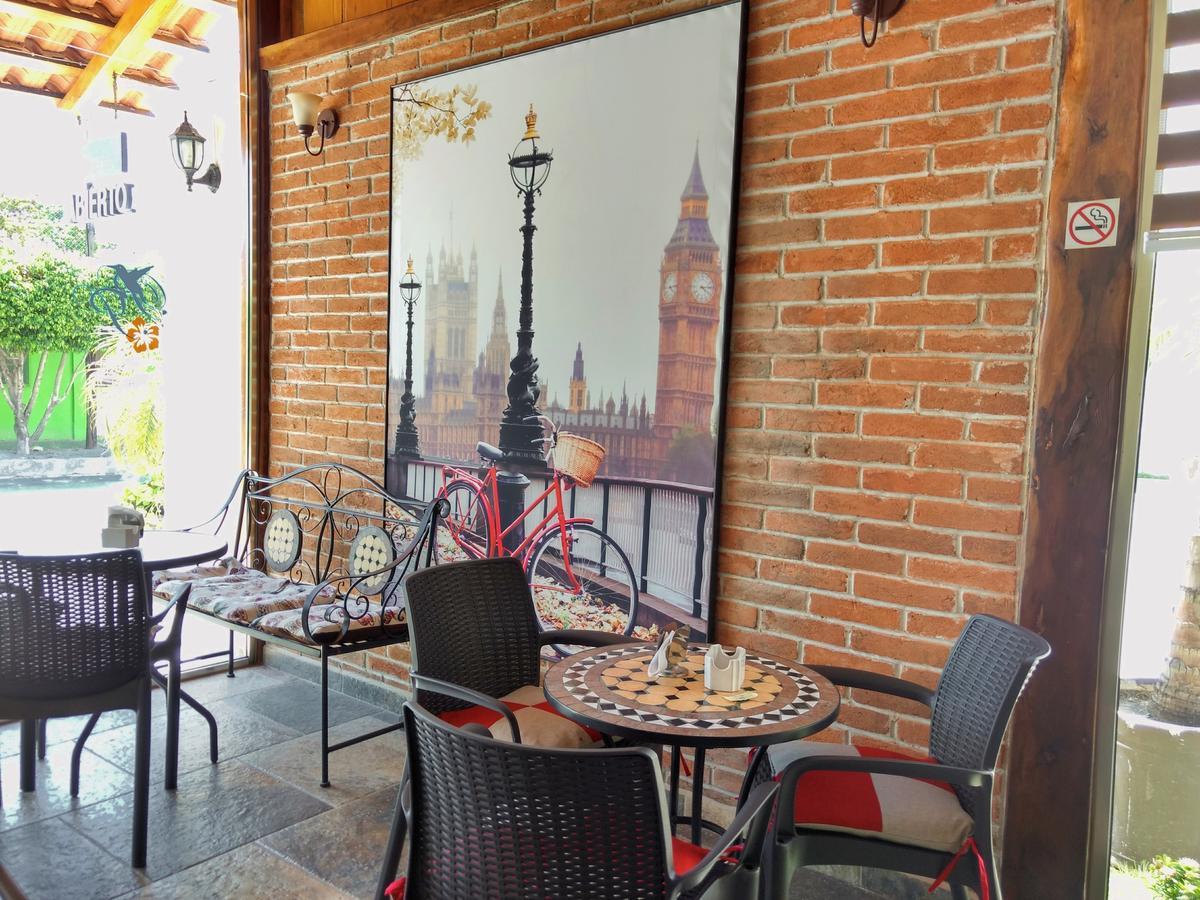 Hotel Real Primaveras เอสการ์เซกา ภายนอก รูปภาพ